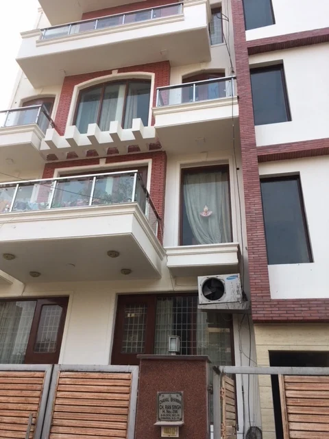 Sec 7 Rooms Available for Boys/Men, Safe and Comfortable Stay, Fully Furnished Rooms, Prime Location, Open 24 Hours, C-3022 Block, Ramphal Chowk Road, 9599419962